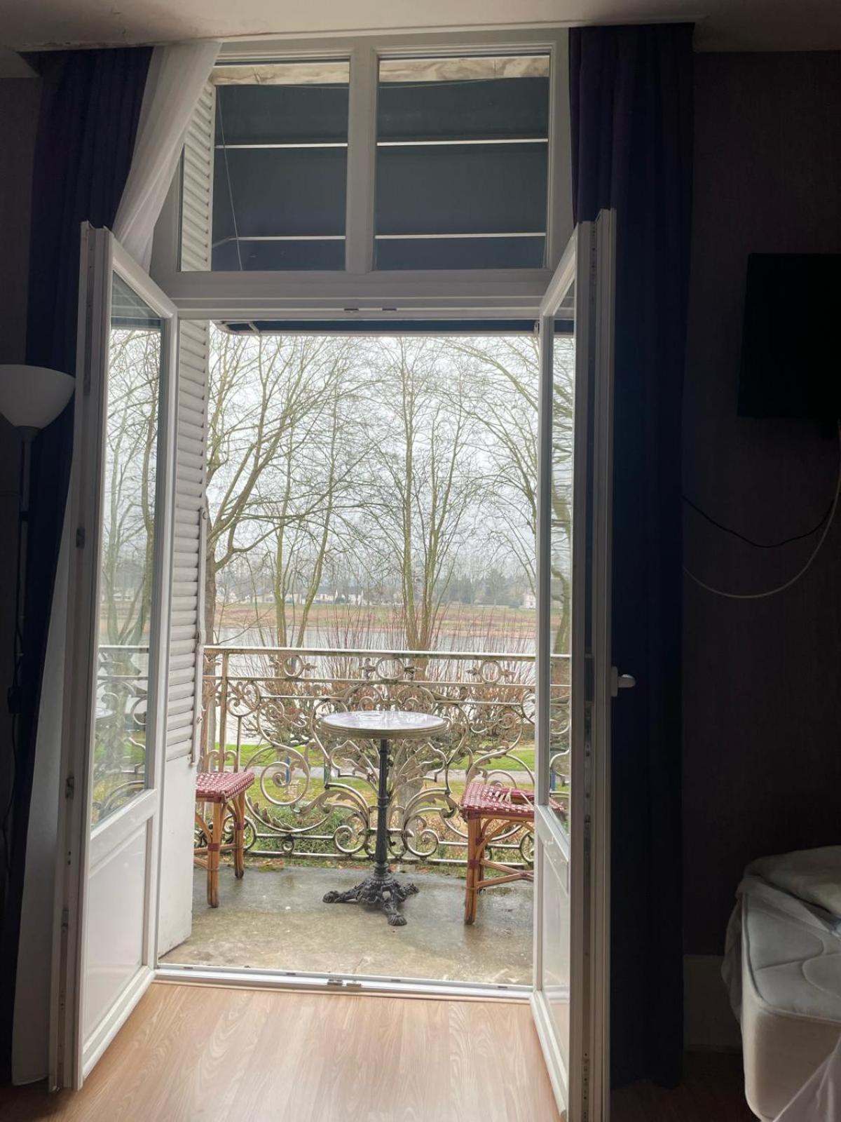 Hotel Le Beau Site Gien Eksteriør bilde