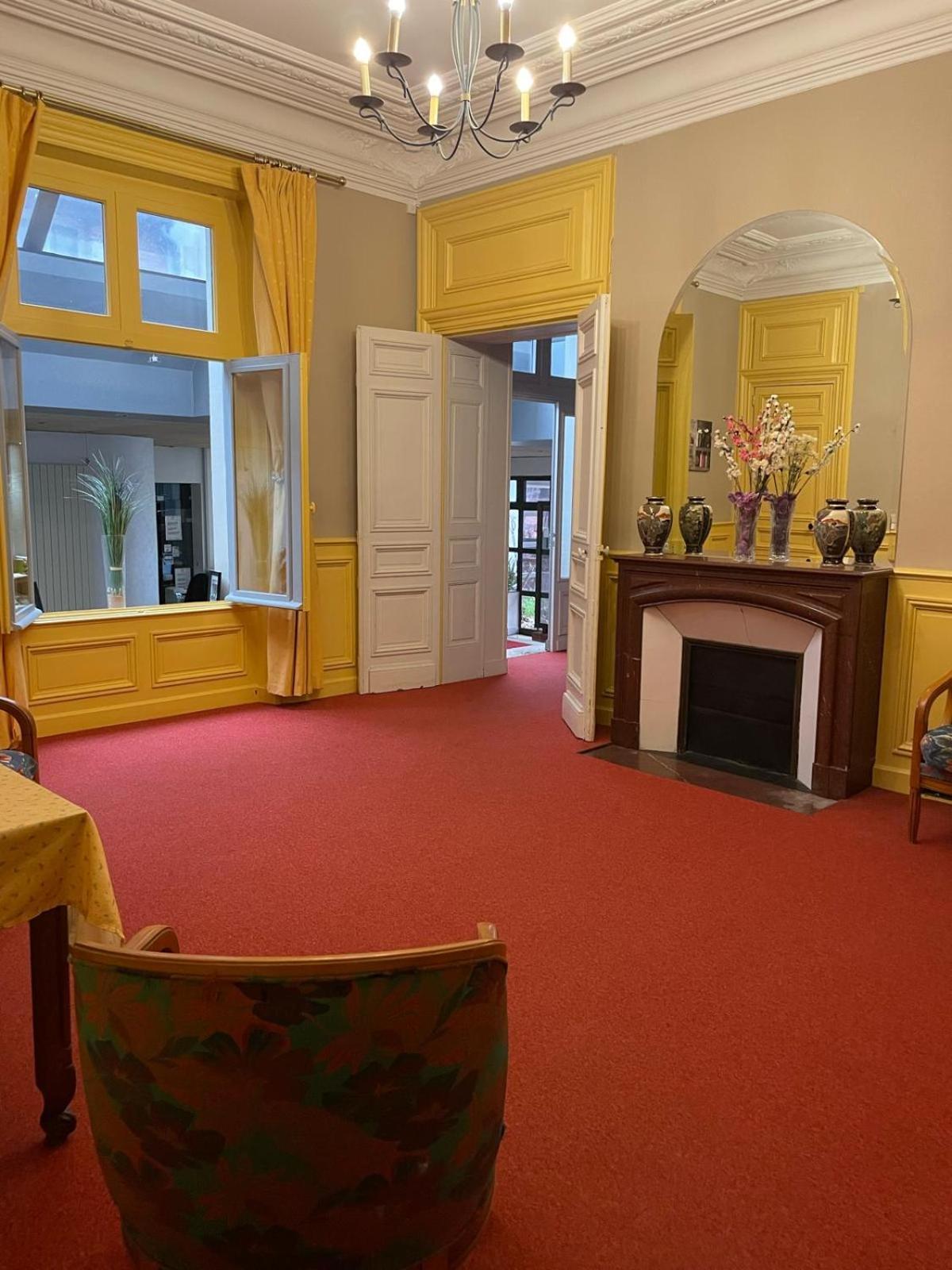 Hotel Le Beau Site Gien Eksteriør bilde