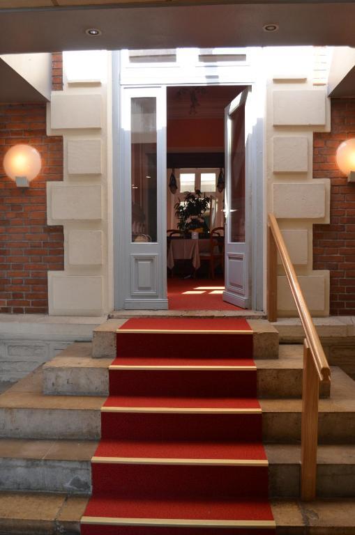 Hotel Le Beau Site Gien Eksteriør bilde